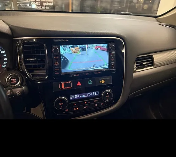 Mitsubishi Outlander 2014 photo 3