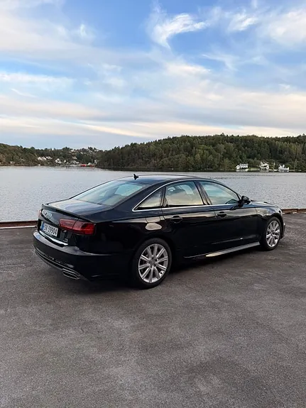 Audi A6 2015 photo 2