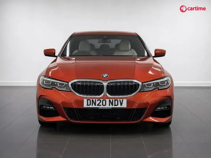 BMW 3 Series 2020 photo 2