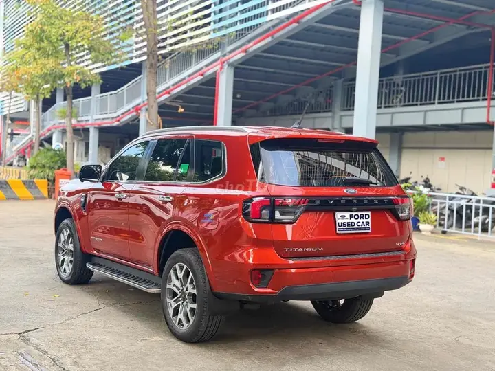 Ford Everest 2022 photo 3