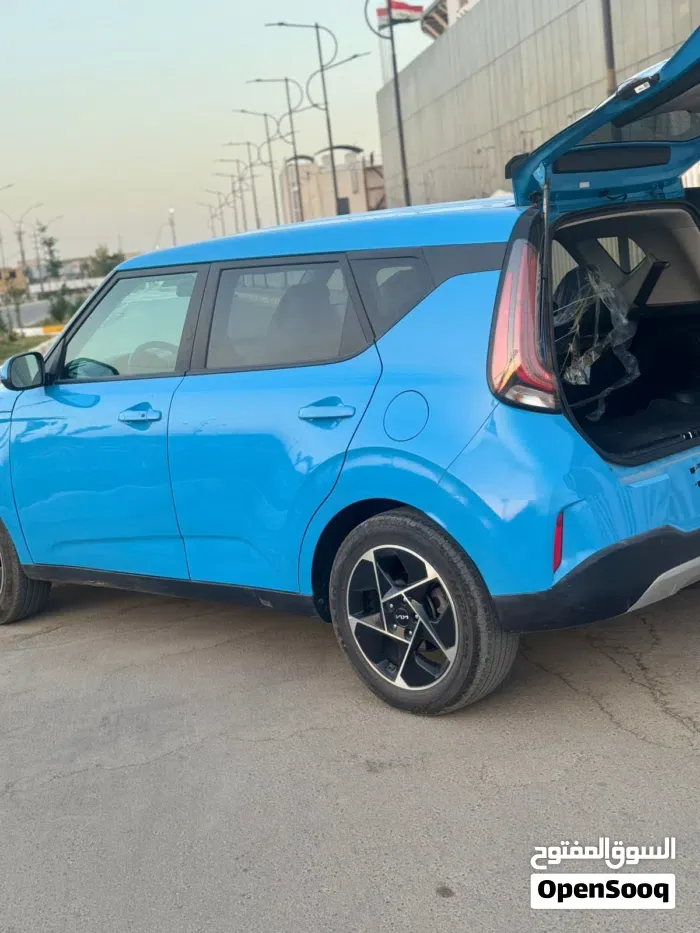 Kia Soul 2023 photo 3