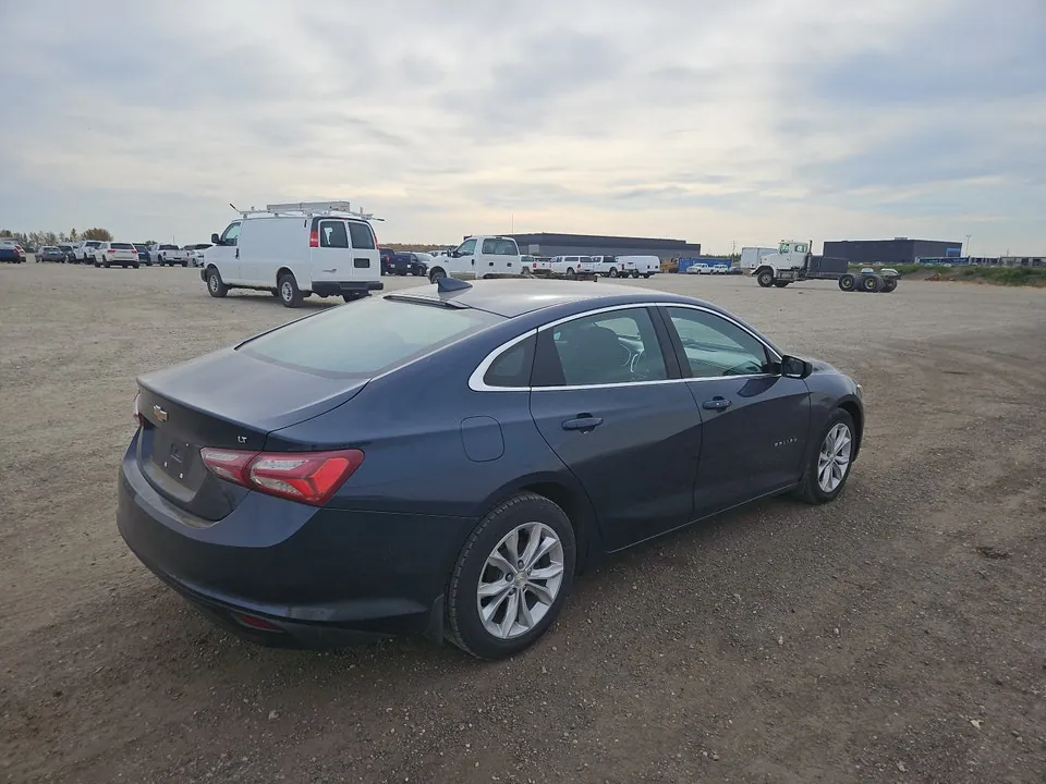 Chevrolet Malibu 2021 photo 4