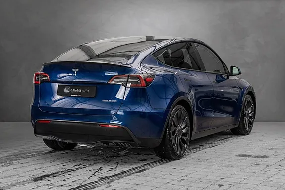 Tesla Model Y 2023 photo 5