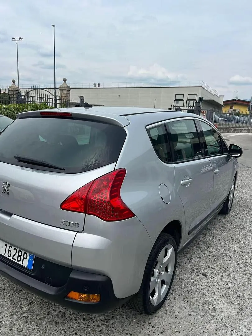 Peugeot 3008 2011 photo 4