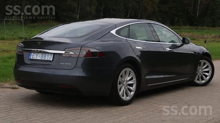 Tesla Model S 2019 photo 5