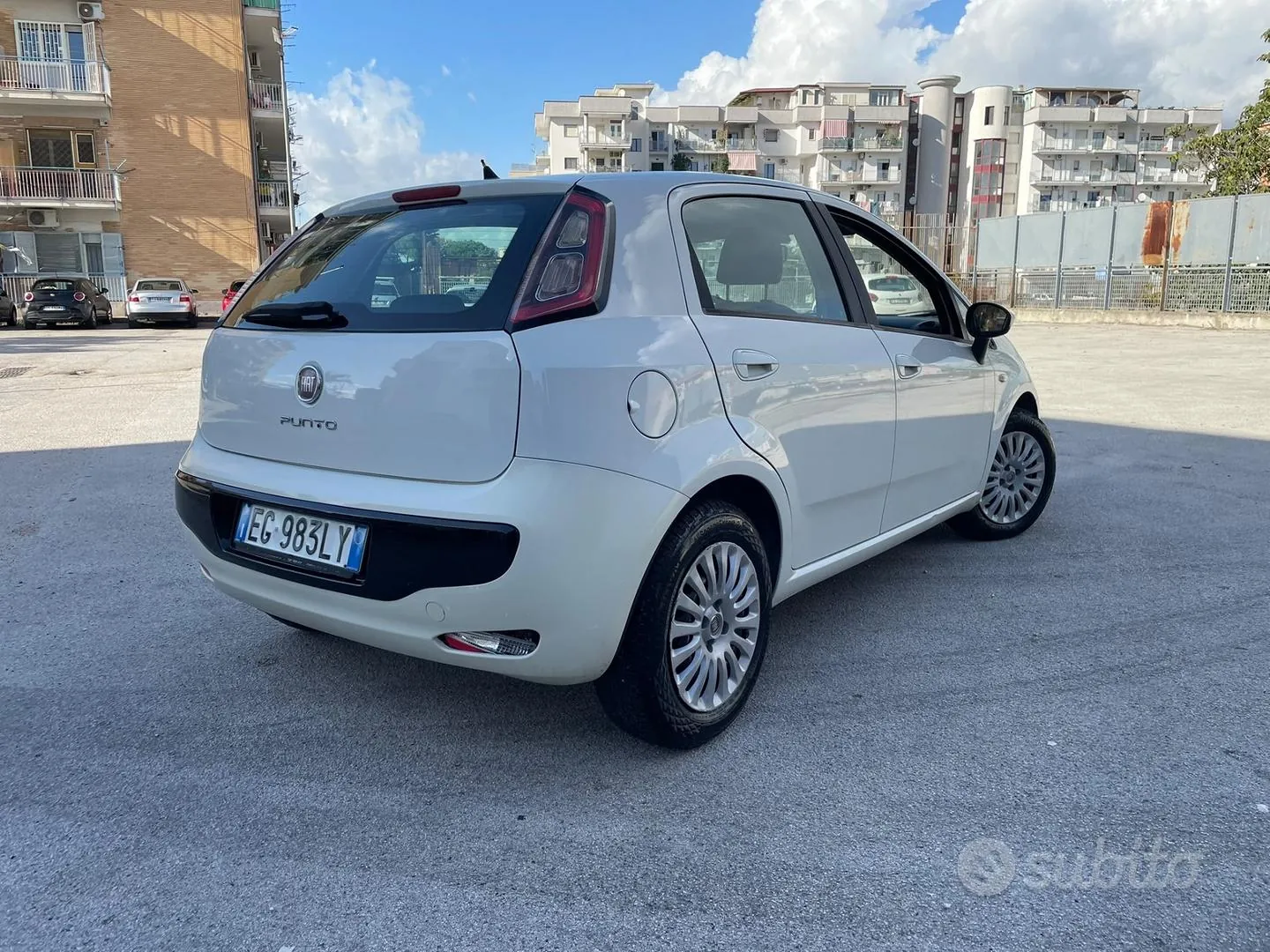 Fiat Punto Evo 2012 photo 3