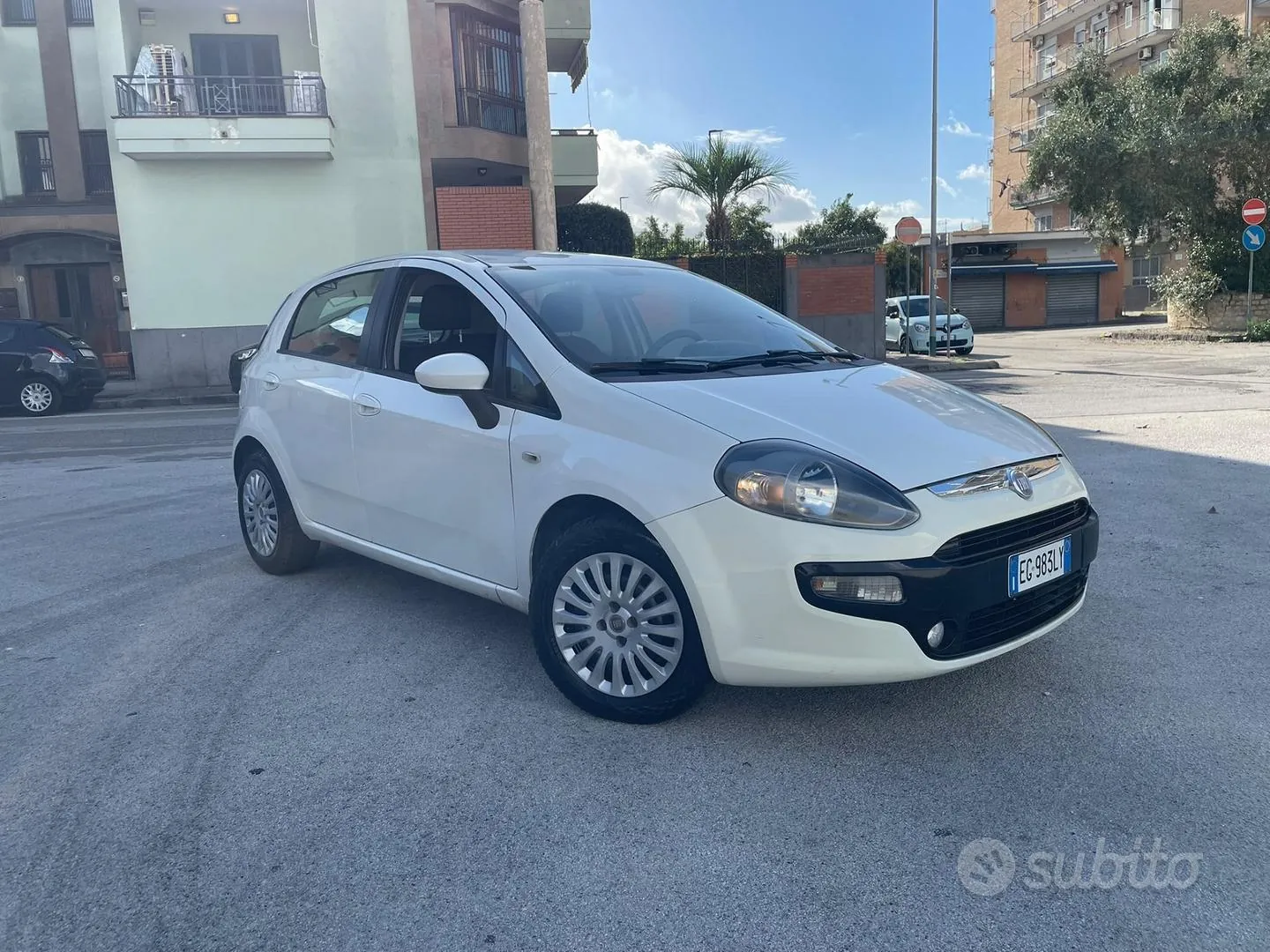 Fiat Punto Evo 2012 photo 5