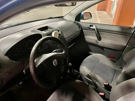 Volkswagen Polo 2007 photo 5