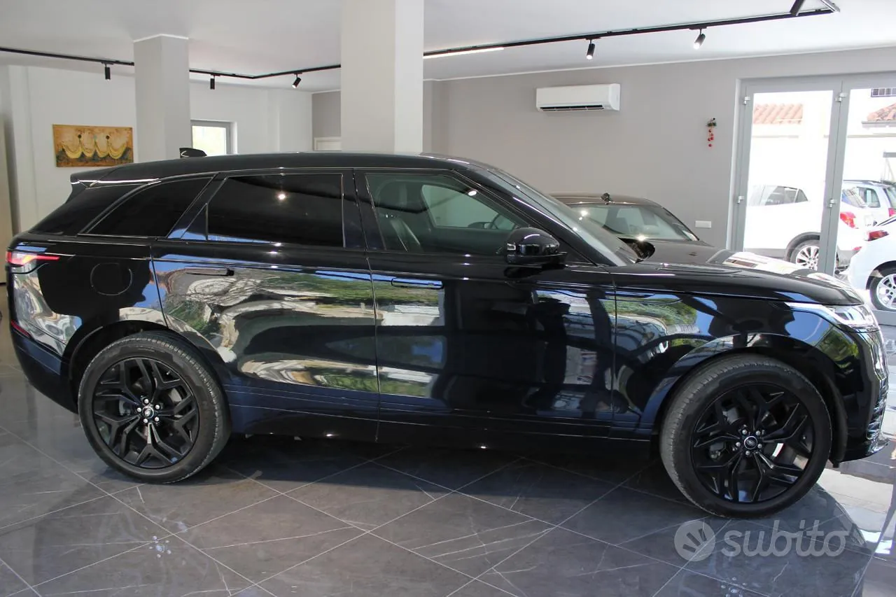 Land Rover Range Rover Velar 2021 photo 3