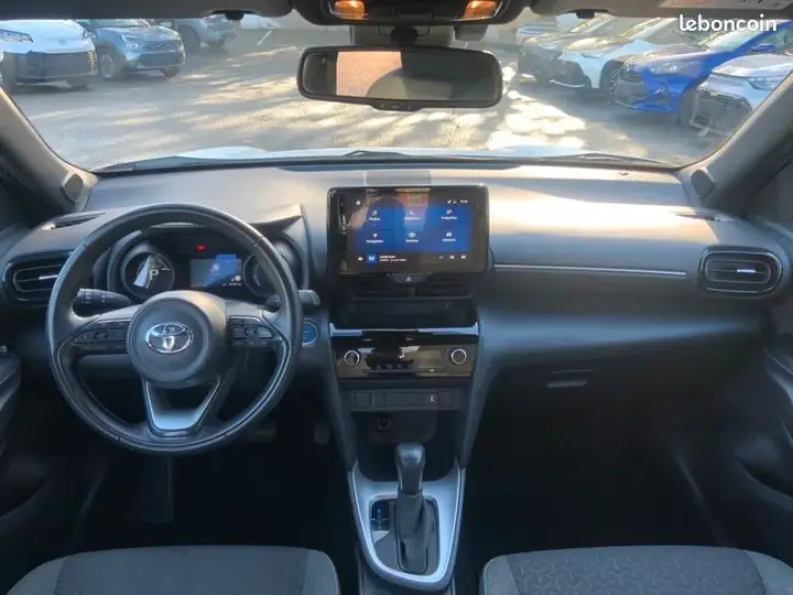 Toyota Yaris Cross 2023 photo 4