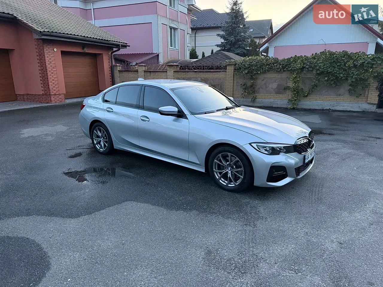 BMW 3 Series 2020 photo 5