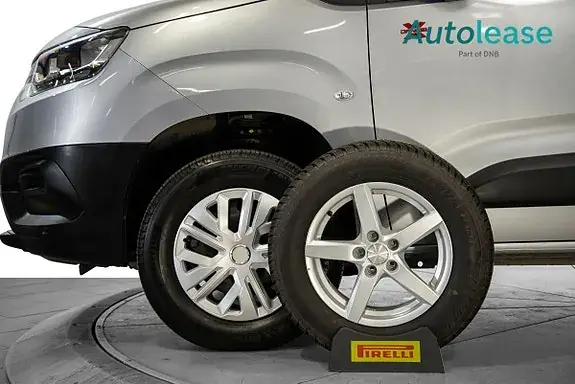 Toyota Proace City 2023 photo 3