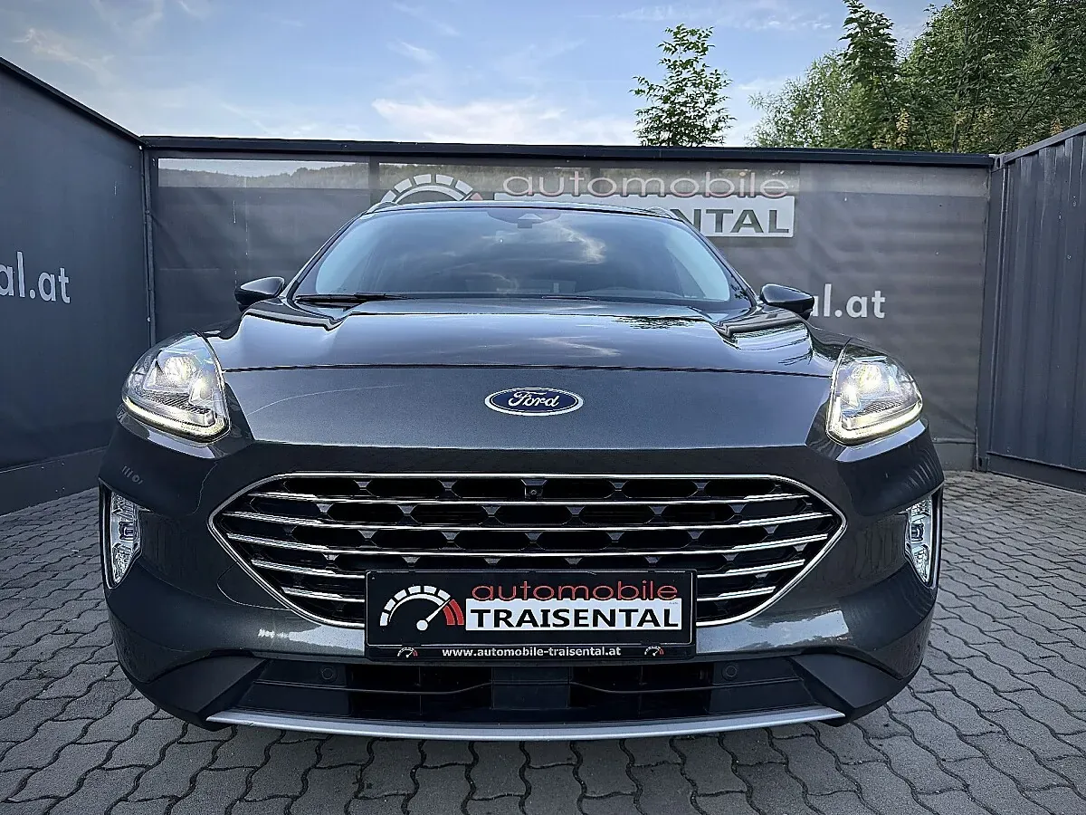 Ford Kuga 2021 photo 2
