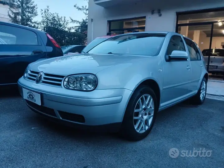 Volkswagen Golf 2003 photo 2