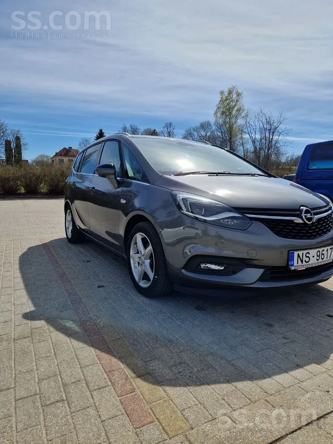 Opel Zafira