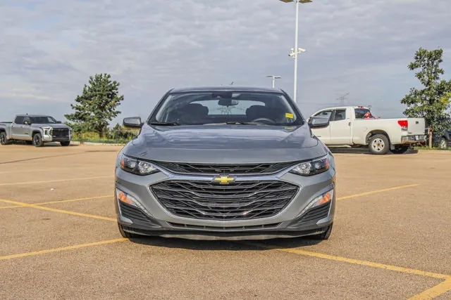 Chevrolet Malibu 2025 photo 3