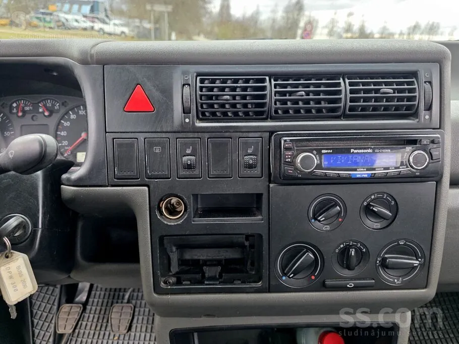 Volkswagen Transporter 2001 photo 3