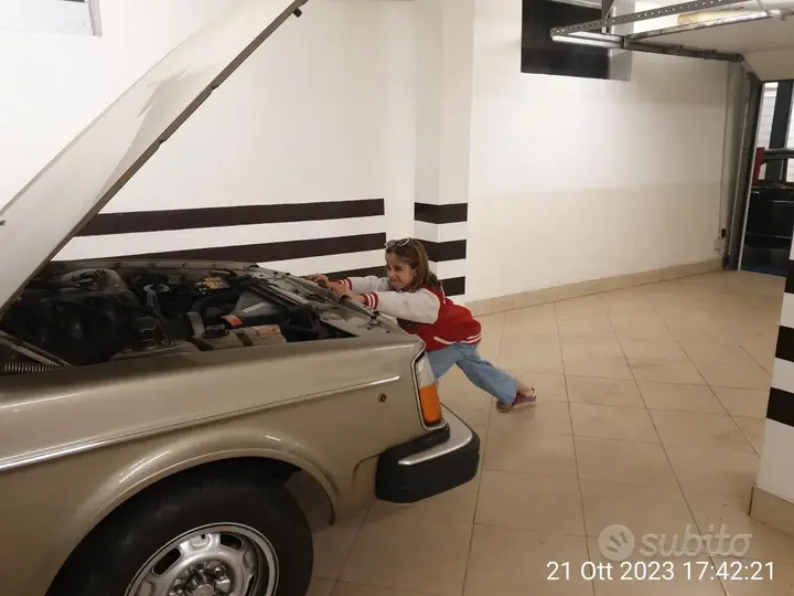 Volvo 244