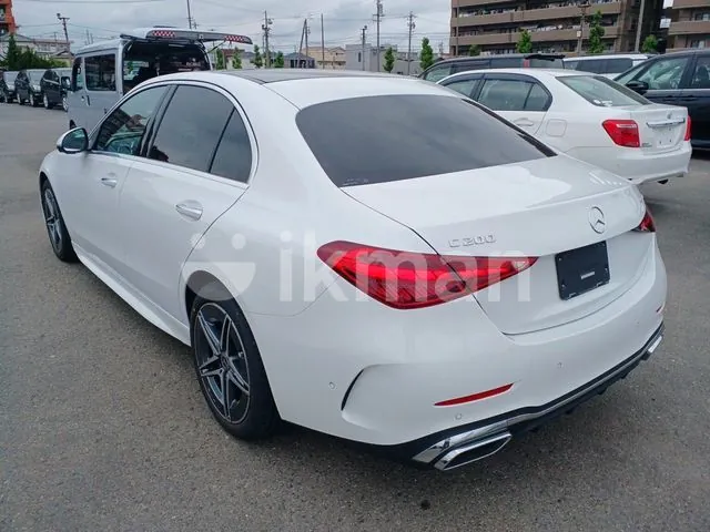 Mercedes-Benz C200 2025 photo 3