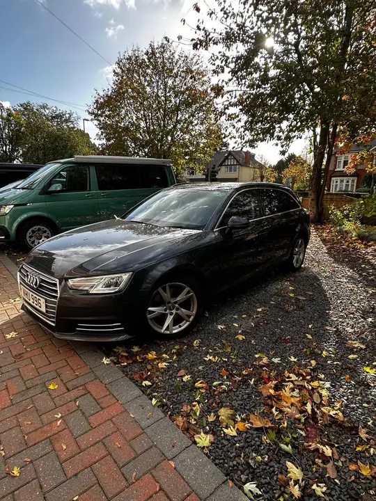 Audi A4 Avant 2018 photo 2
