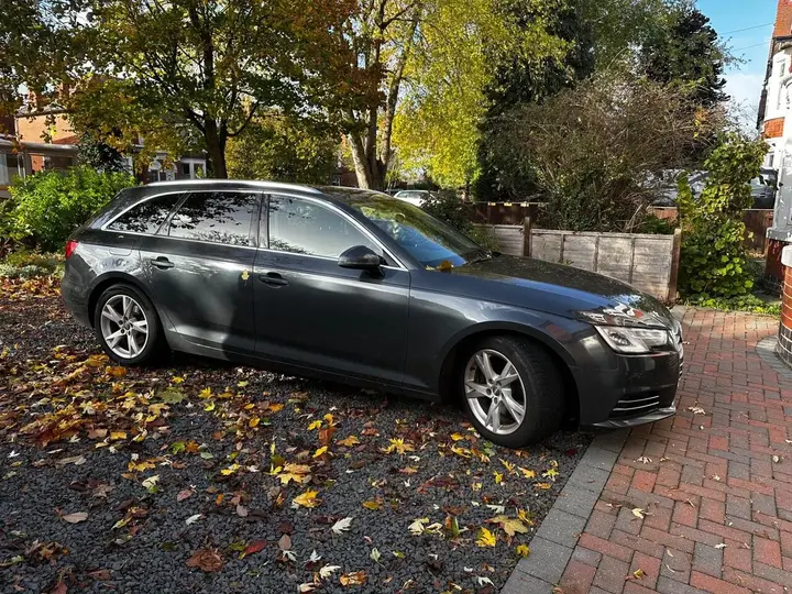 Audi A4 Avant 2018 photo 3