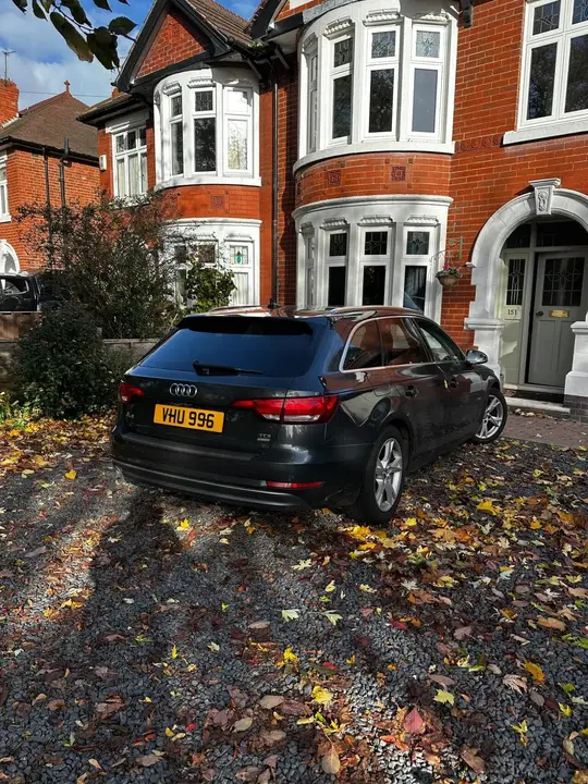 Audi A4 Avant 2018 photo 4