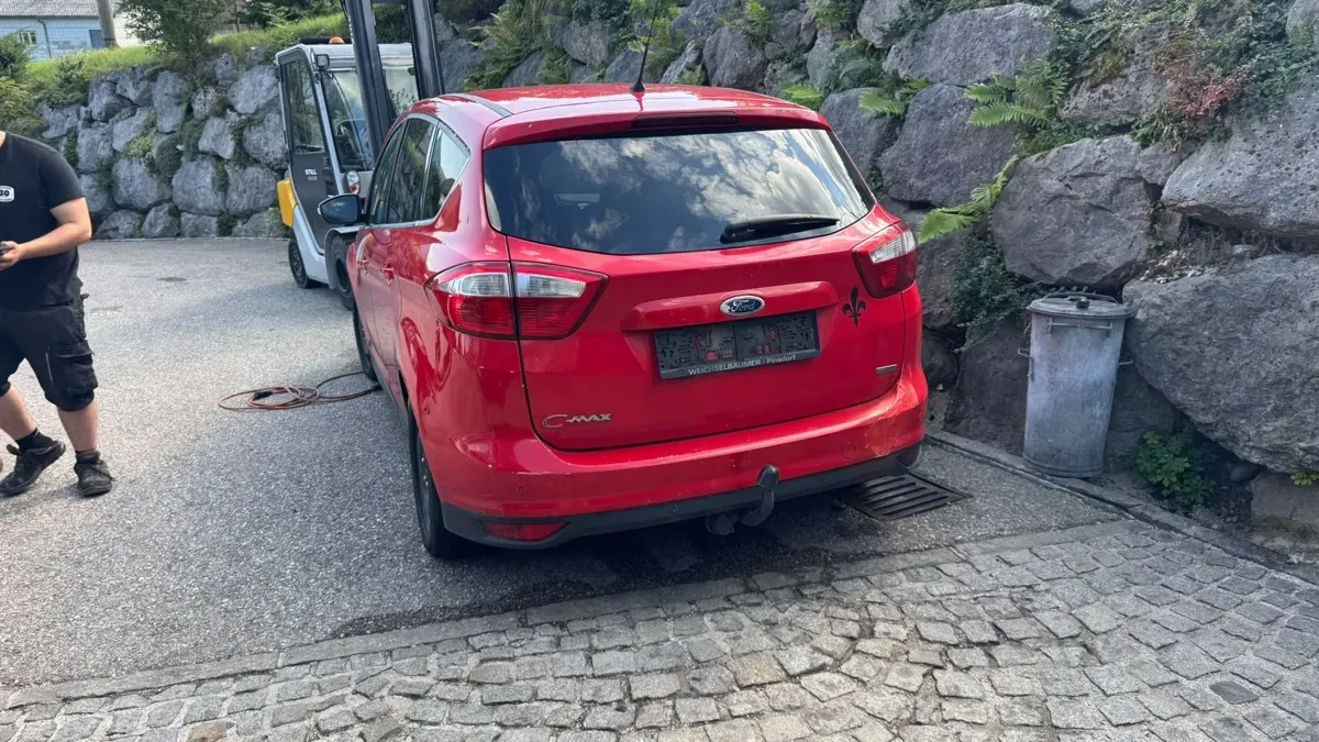 Ford C-Max 2013 photo 3