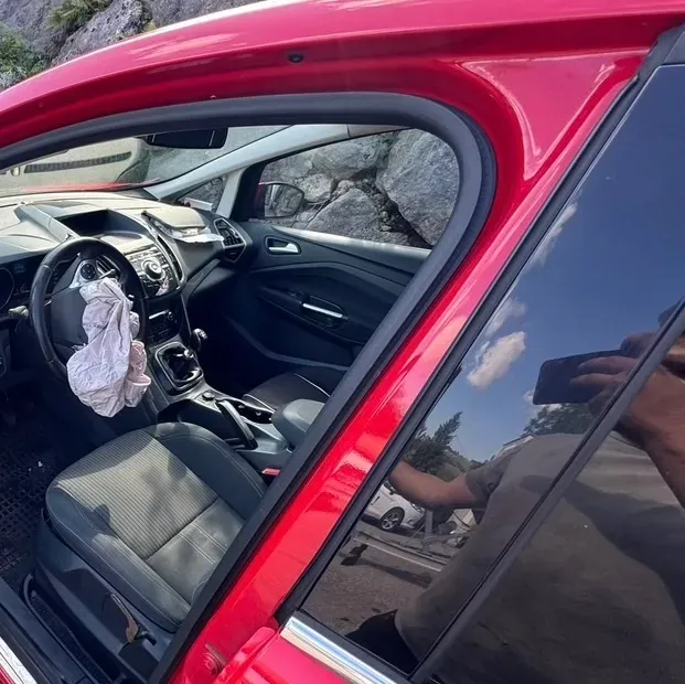 Ford C-Max 2013 photo 2