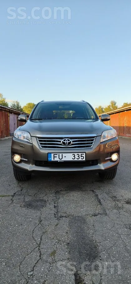 Toyota Rav4 2012 photo 2