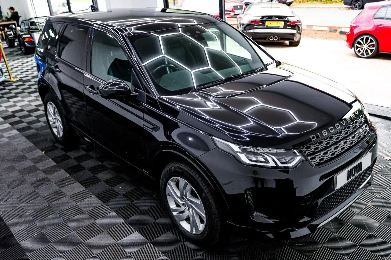 Land Rover Discovery Sport 2020 photo 4