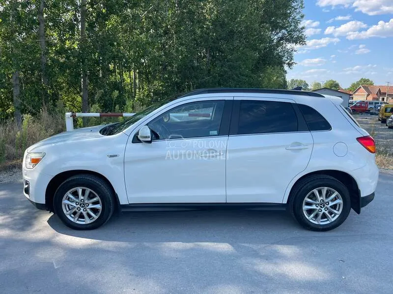 Mitsubishi Asx 2012 photo 2
