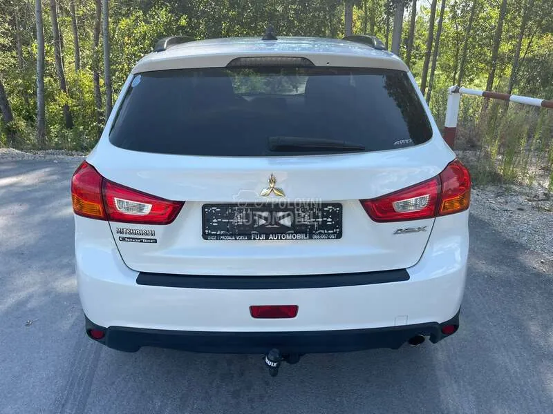 Mitsubishi Asx 2012 photo 4