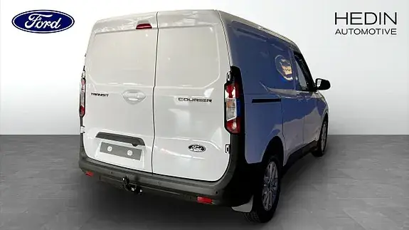 Ford Transit Courier 2027 photo 2