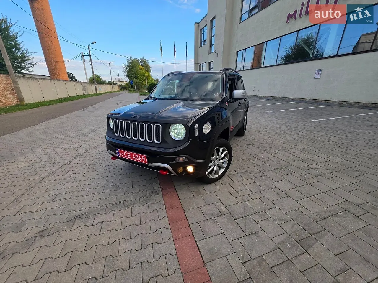 Jeep Renegade 2015 photo 2