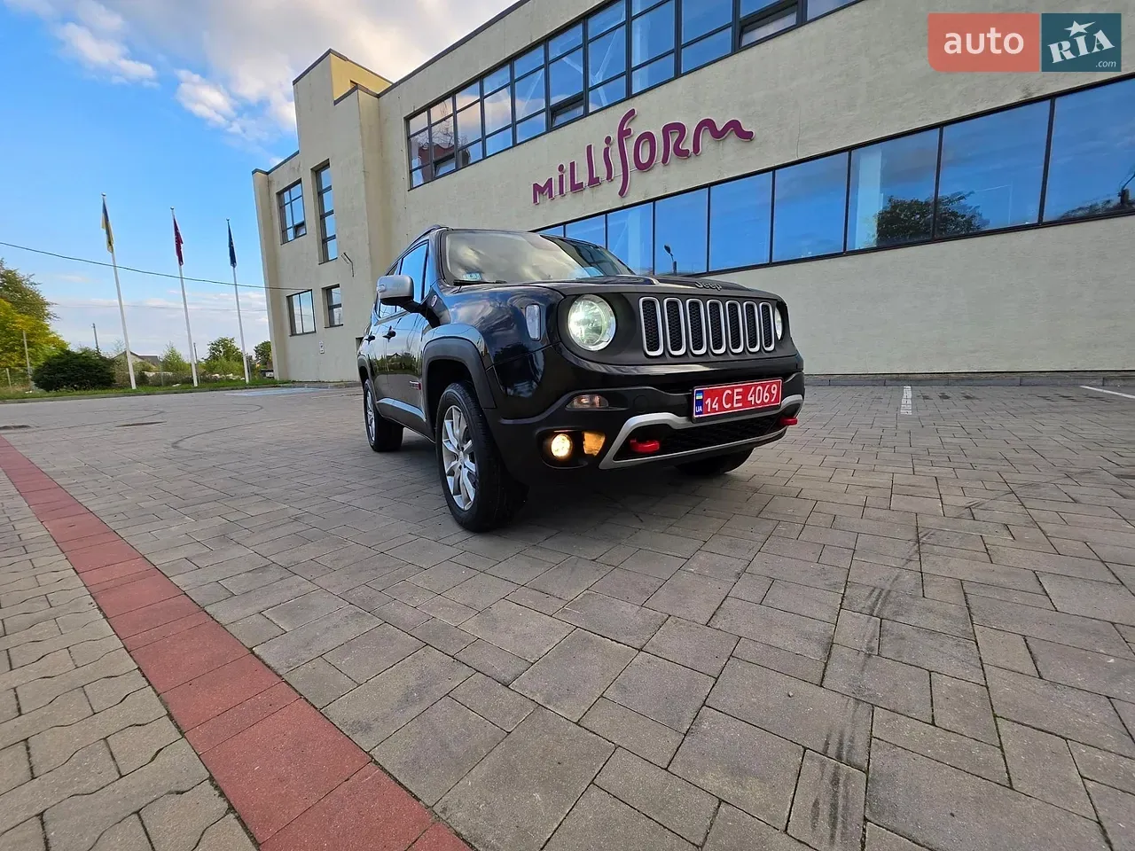 Jeep Renegade 2015 photo 5