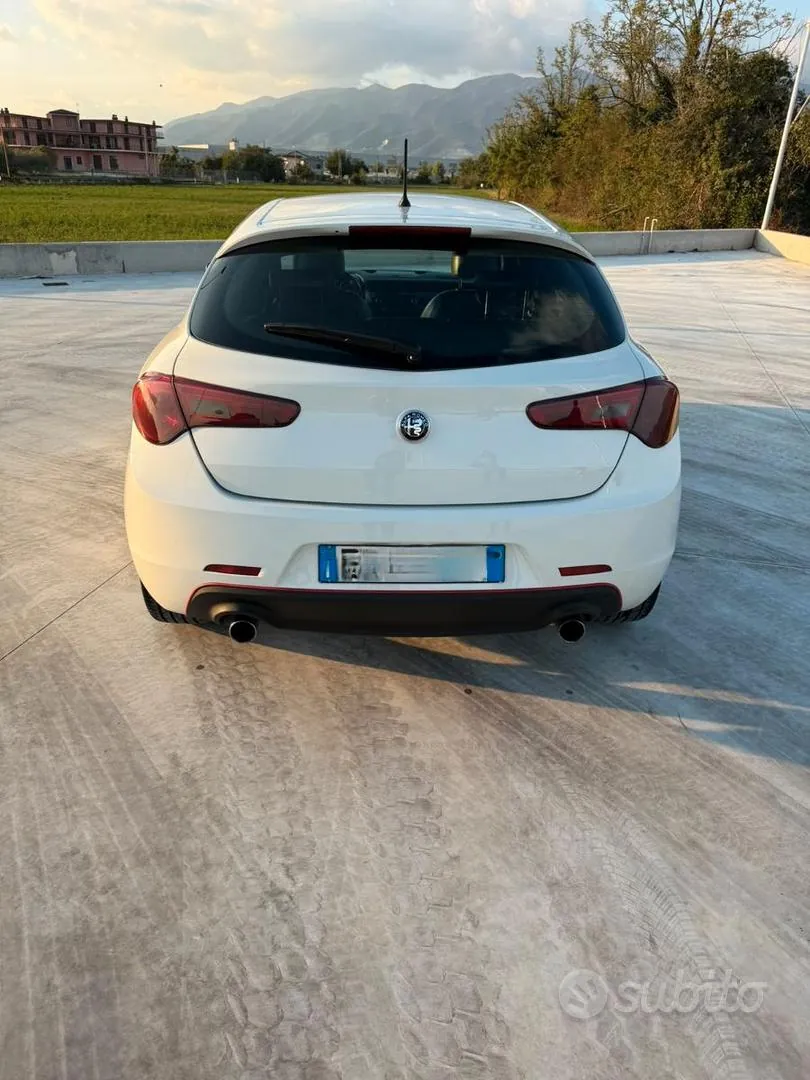 Alfa Romeo Giulietta