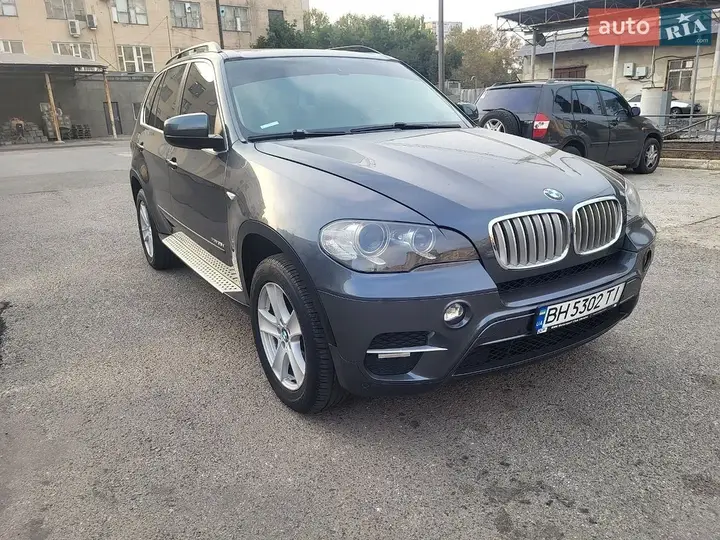 BMW X5 2013 photo 2