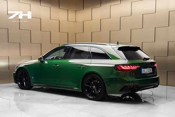 Audi Rs4 2022 photo 3