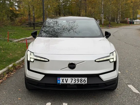 Volvo Ex30 2025 photo 3