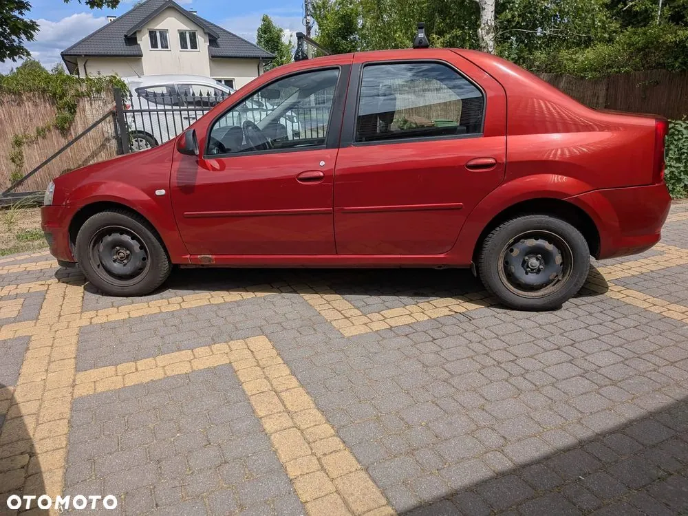 Dacia Logan 2010 photo 4