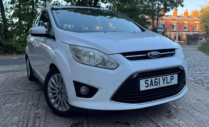 Ford C-Max 2011 photo 2