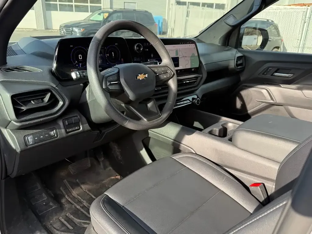 Chevrolet Silverado Ev 2026 photo 5