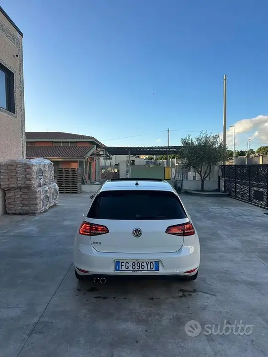 Volkswagen Golf 7 Gtd 2017 photo 2