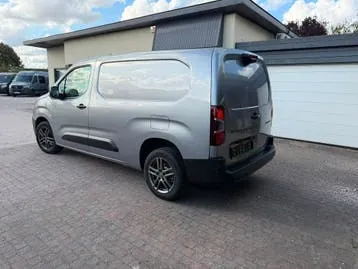 Peugeot Partner 1.5Hdi L2 2025 photo 2
