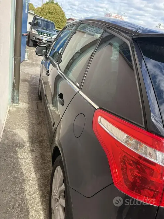 Citroen C4 2008 photo 3