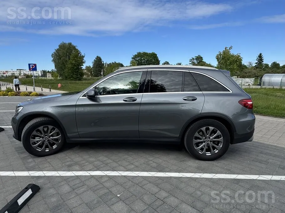 Mercedes-Benz Glc 220 2016 photo 3