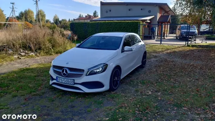 Mercedes-Benz A-Class 2015 photo 3