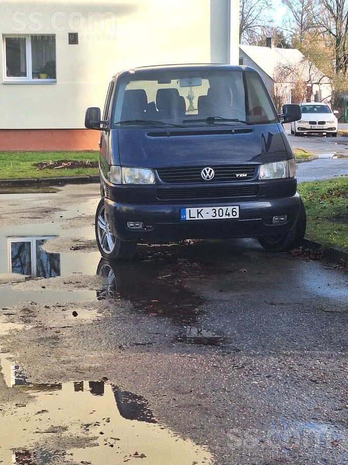 Volkswagen Caravelle 2002 photo 3