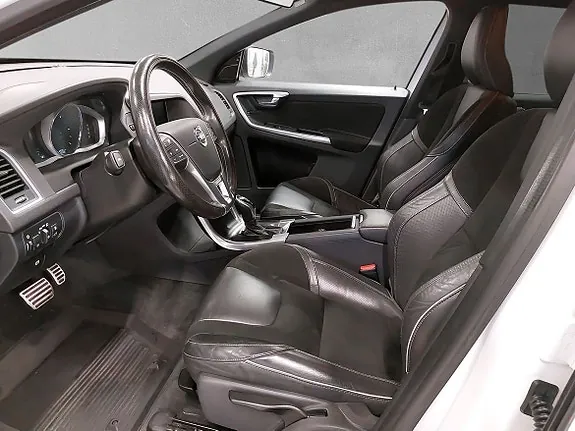 Volvo Xc60 2017 photo 5