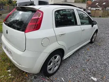 Fiat Punto 2008 photo 3